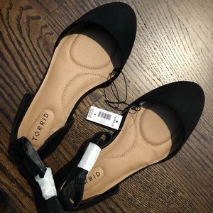 New Torrid Black Flats - 8w